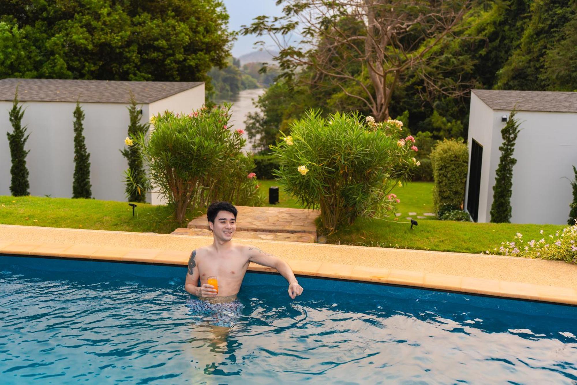 Rakmak Kan Resort & Cafe Kanchanaburi Exterior photo